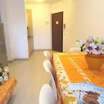 Isi Appartement *